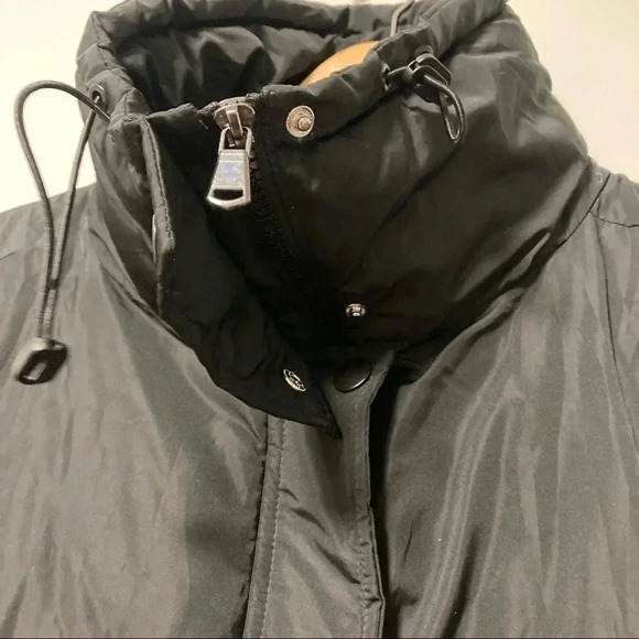 NWOT  BDG crop puffer black jacket - Picture 2 of 8
